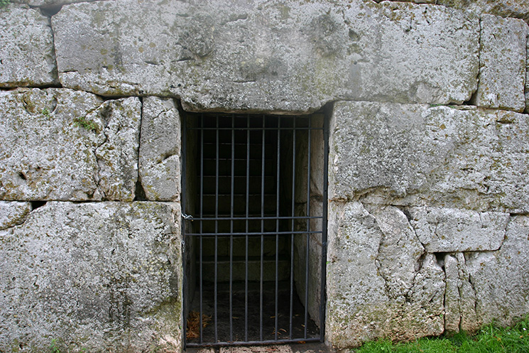 Acropoli di Alatri: Porta dei Falli